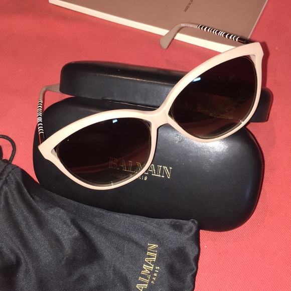 *SOLD Balmain Sunglasses (camel color) - Picture 8 of 8